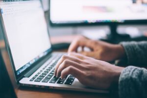 Cómo usar las redes sociales para buscar trabajo.